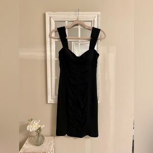 Perfect little black dress - Size Medium